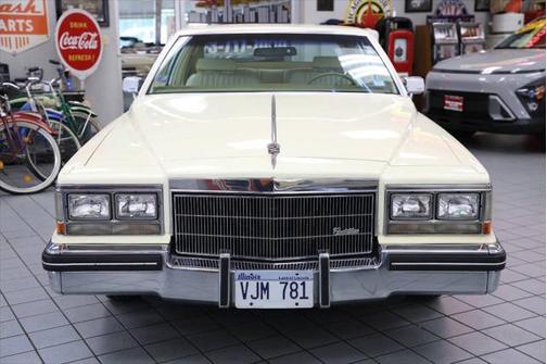 1983 Cadillac DeVille Base