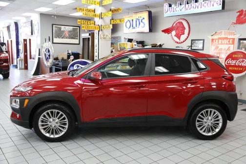 Red 2021 Hyundai KONA SEL