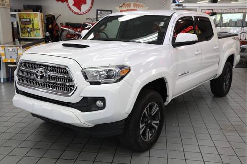 2017 Toyota Tacoma TRD Sport