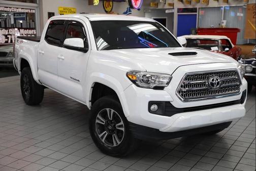 2017 Toyota Tacoma TRD Sport