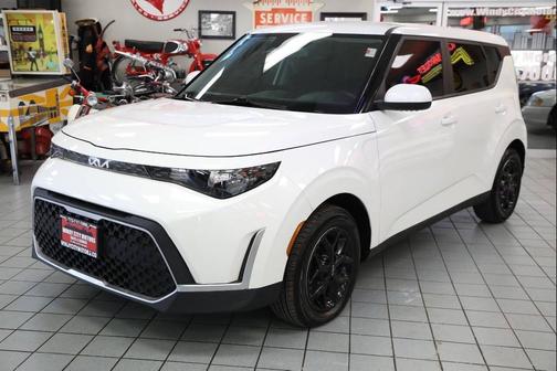 2023 Kia Soul LX