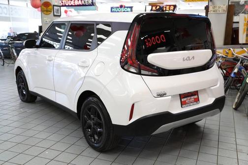 2023 Kia Soul LX