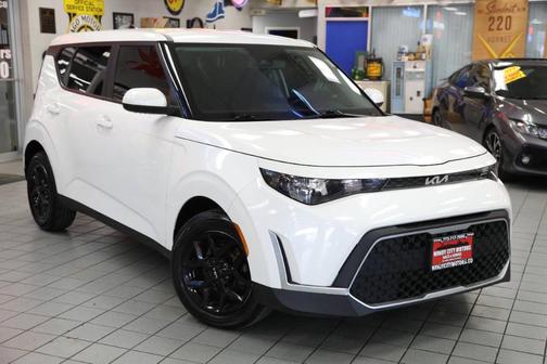 2023 Kia Soul LX