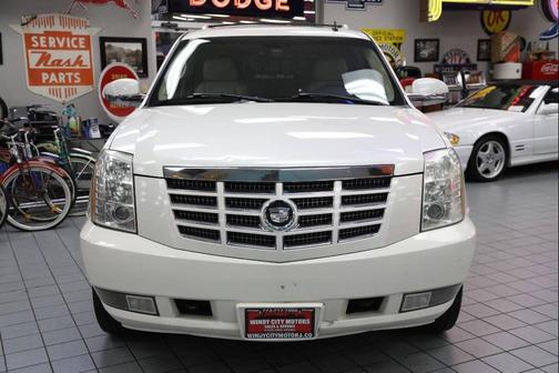 2007 Cadillac Escalade Base