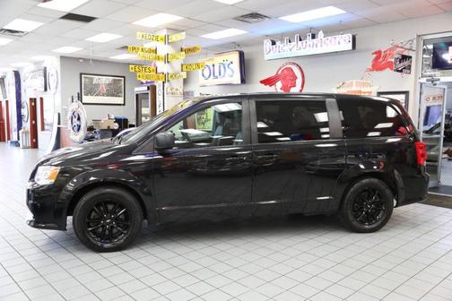 Black 2019 Dodge Grand Caravan GT