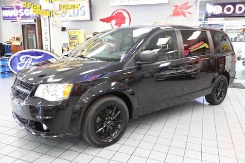Black 2019 Dodge Grand Caravan GT