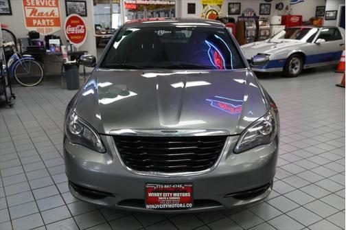 2012 Chrysler 200 Touring