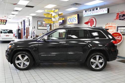Black 2015 Jeep Grand Cherokee Overland