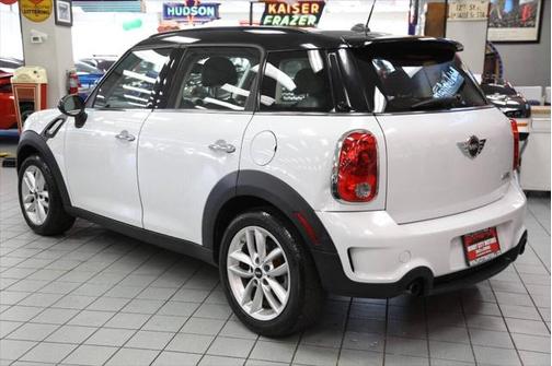 2012 MINI Cooper S Countryman Base