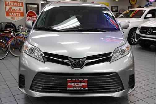 2020 Toyota Sienna LE