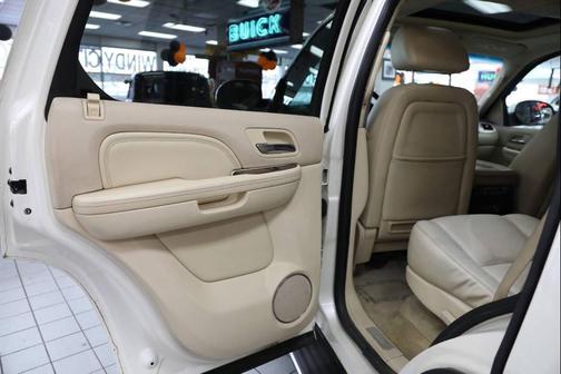 2007 Cadillac Escalade Base