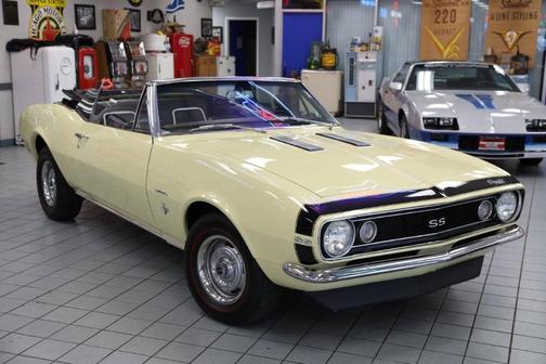 Yellow 1967 Chevrolet Camaro SS