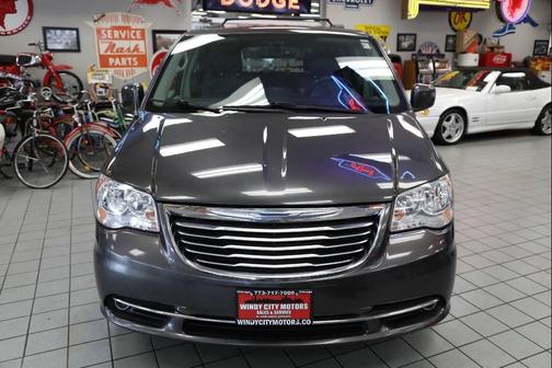 2015 Chrysler Town & Country Touring