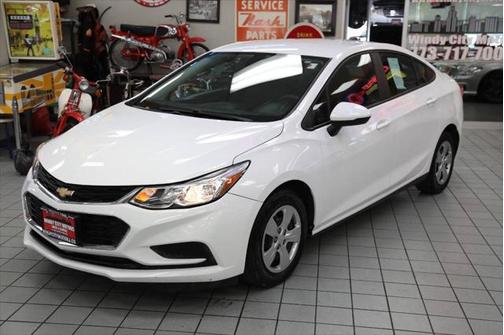 2017 Chevrolet Cruze LS