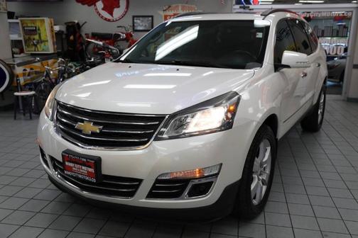White 2014 Chevrolet Traverse LTZ