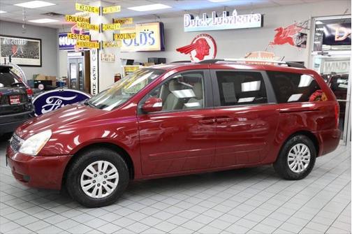 2012 Kia Sedona LX