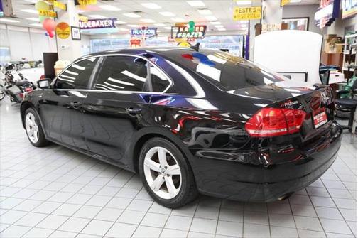 2014 Volkswagen Passat 1.8T S