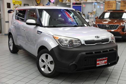 Silver 2015 Kia Soul Base