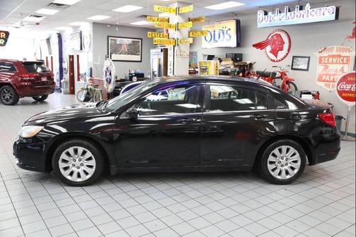 2014 Chrysler 200 LX