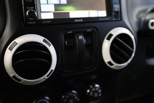 2015 Jeep Wrangler Sahara for sale in Chicago, IL - image 23