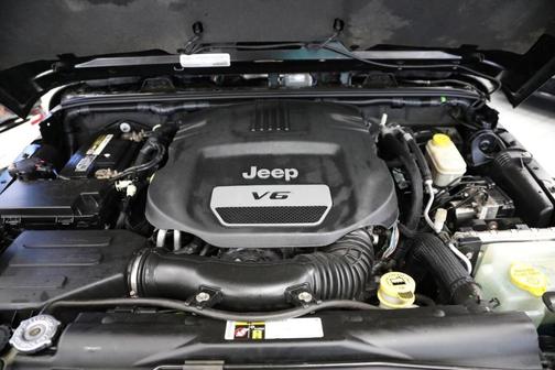 2015 Jeep Wrangler Sahara for sale in Chicago, IL - image 26