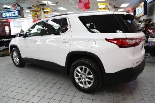 2018 Chevrolet Traverse LT Cloth