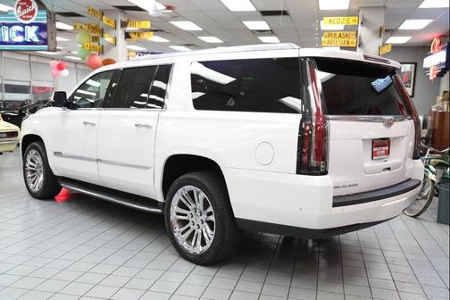 2020 Cadillac Escalade ESV Premium Luxury