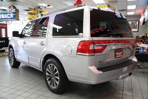 2015 Lincoln Navigator Base