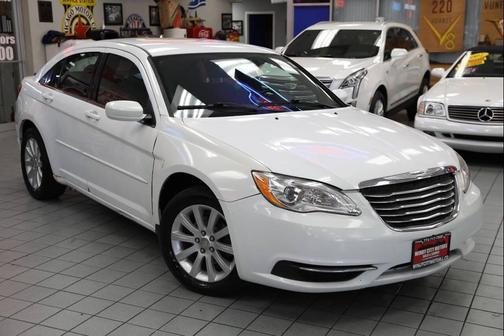 2011 Chrysler 200 Touring
