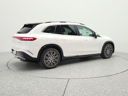 Polar White 2026 Mercedes-Benz EQS 400 EQS 400