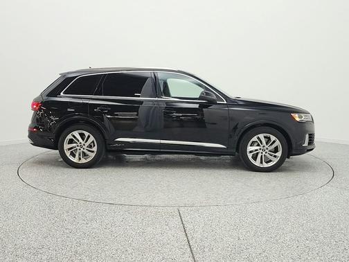 2023 Audi Q7 55 Prestige