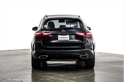 2025 Mercedes-Benz GLC 300 Base