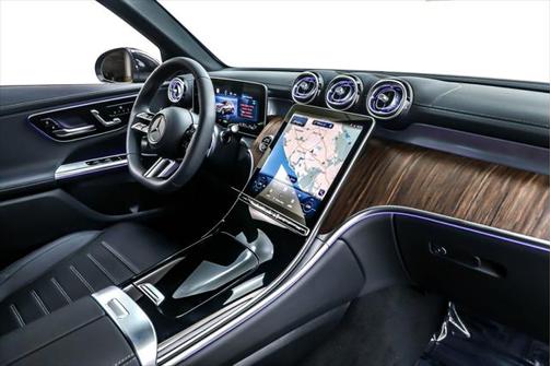 2025 Mercedes-Benz GLC 350e Base