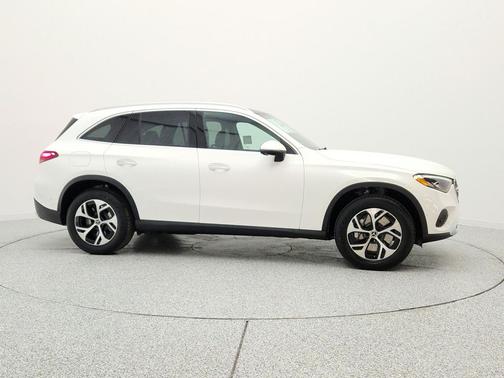 Polar White 2026 Mercedes-Benz GLC 350e Base