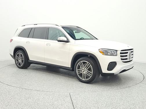 Polar White 2026 Mercedes-Benz GLS 450 4MATIC