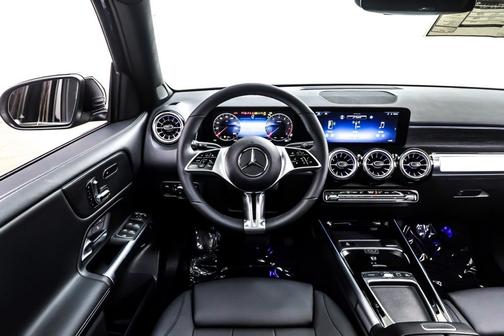 2026 Mercedes-Benz GLB 250 Base