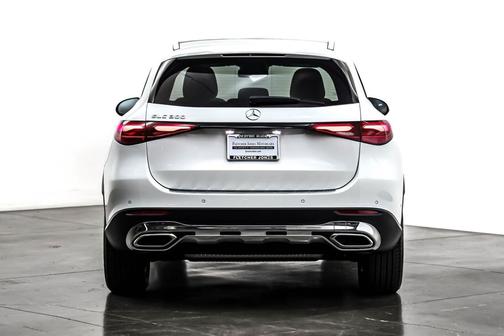 2025 Mercedes-Benz GLC 300 Base