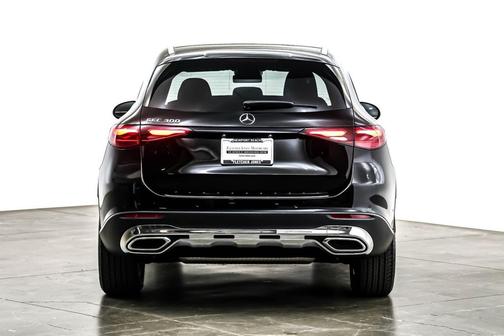 2025 Mercedes-Benz GLC 300 Base