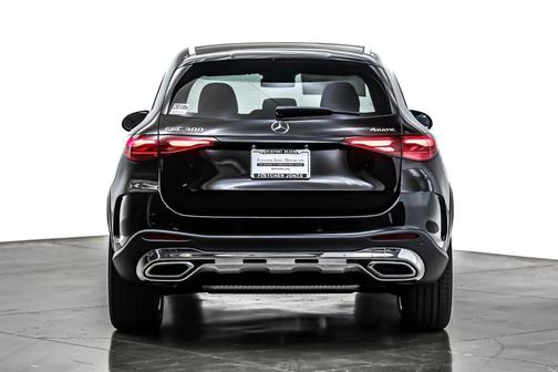 2026 Mercedes-Benz GLC 300 4MATIC