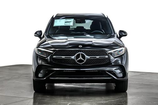 2026 Mercedes-Benz GLC 300 4MATIC