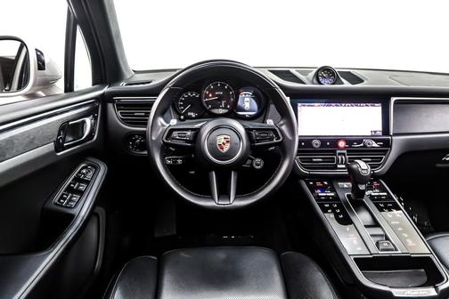 2024 Porsche Macan GTS
