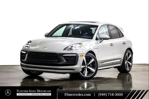 2024 Porsche Macan GTS