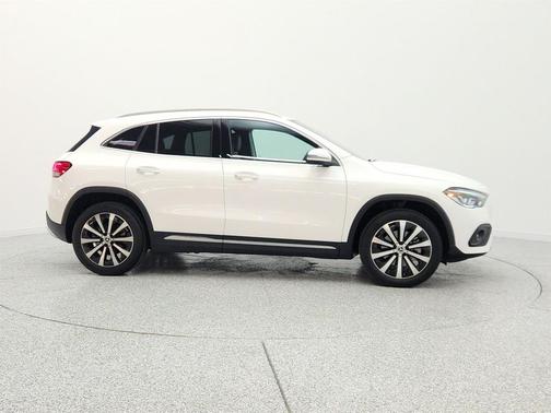 Polar White 2023 Mercedes-Benz GLA 250 Base
