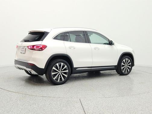 Polar White 2023 Mercedes-Benz GLA 250 Base