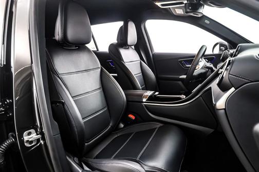 2025 Mercedes-Benz GLC 300 Base