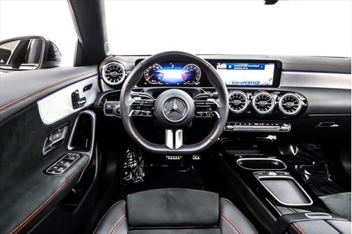 2025 Mercedes-Benz CLA 250 4MATIC