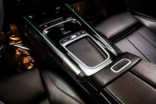 2025 Mercedes-Benz GLB 250 Base