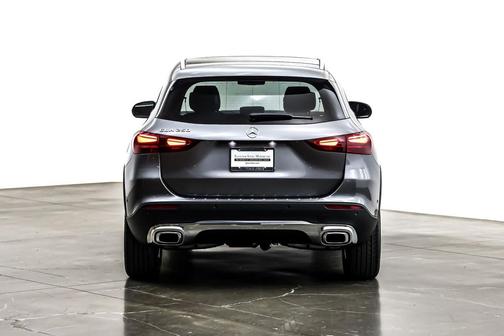 2025 Mercedes-Benz GLA 250 4MATIC