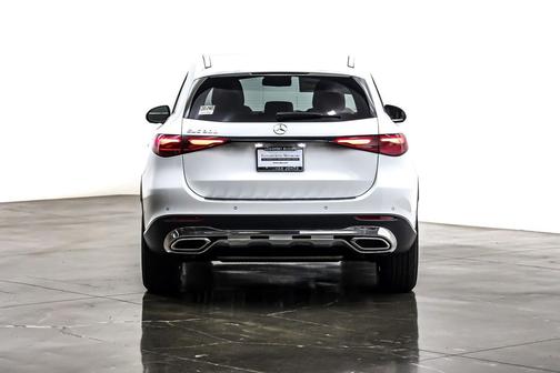 2026 Mercedes-Benz GLC 300 Base