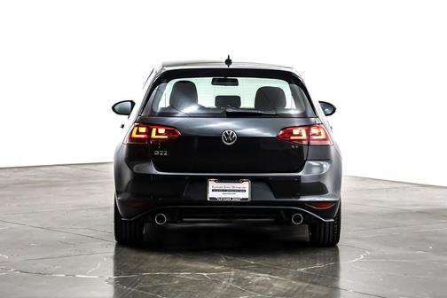 2015 Volkswagen Golf GTI 2.0T S 4-Door